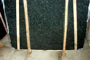 Verde Uba Tuba Granite Slab