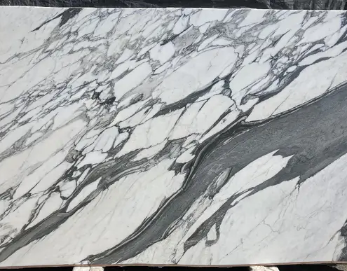 ARABESCATO CORCHIA 113”x66”x ¾”