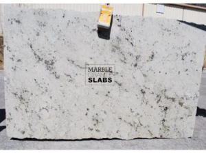 Delicatus Esmeralda Granite Slab – white granite with green and gray veining