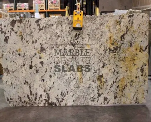 Delicatus Granite Slab – white granite with bold black and gray patterns