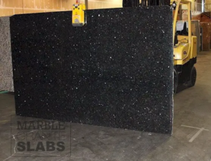 Emerald Pearl Granite Slab – dark green granite with iridescent pearly crystals